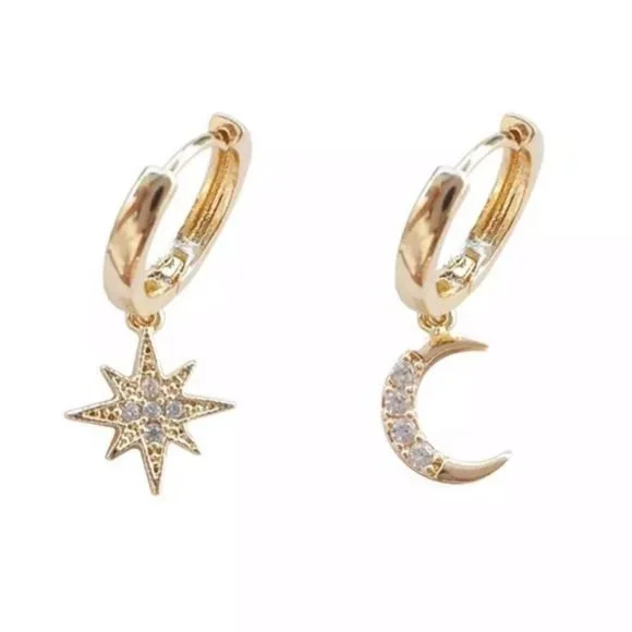 NEW 18K GOLD DIAMOND MOON STAR HOOPS - Picture 5 of 5